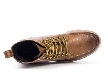 Mens leather buck moc toe boot,,,,,,,
